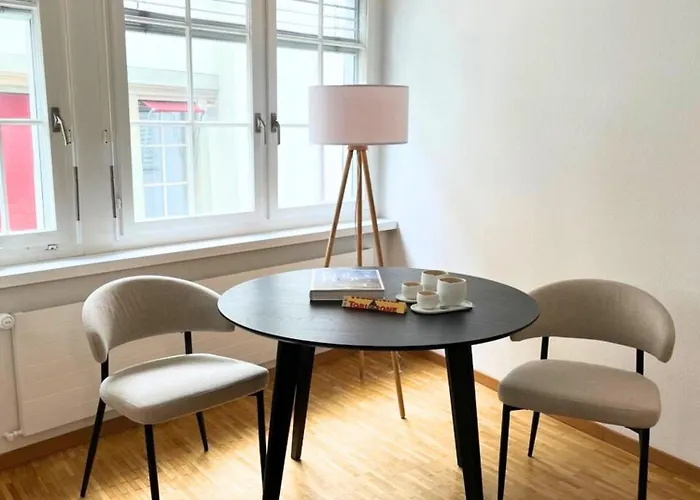 Old Town 10 Min To Mainstation With Washer & Dryer Apartamento Zúrich