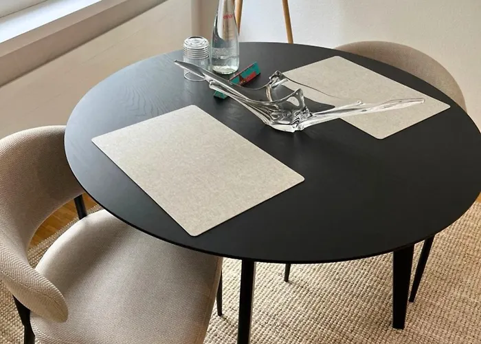 شقة Old Town 10 Min To Mainstation With Washer & Dryer *